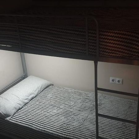 Traveller Host Hostel มาดริด ภายนอก รูปภาพ